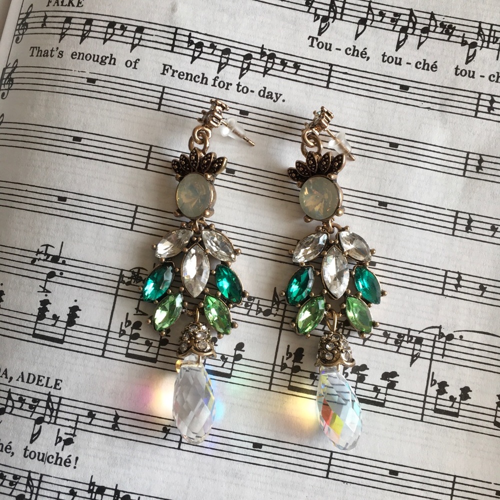 Crystal Statement Chandelier Dangle Earrings - Picture 3 of 3